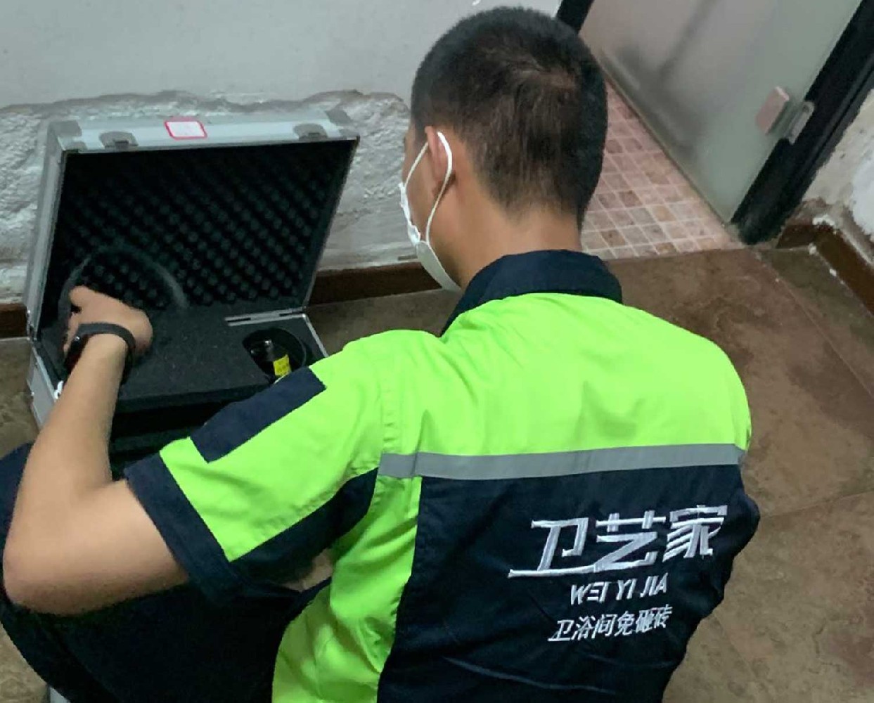 张家口附近防水补漏师傅电话号码，24小时上门维修服务